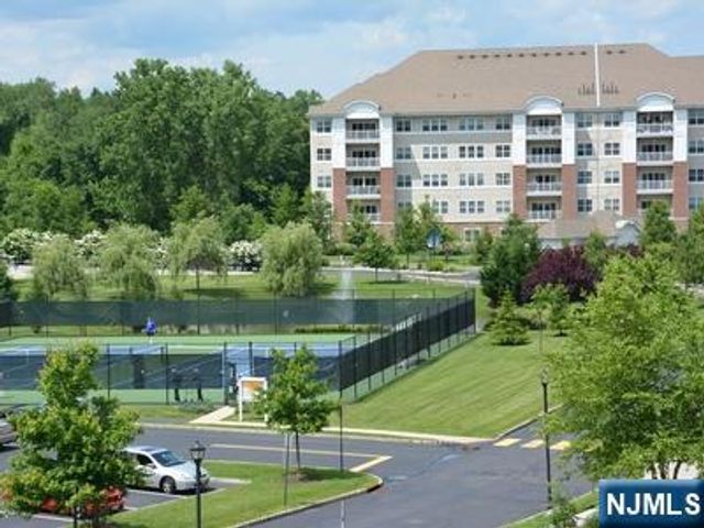 7408 Warrens Way DEEDED GARAGE &, Wanaque, NJ 07465