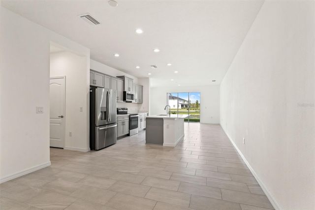 2272 WASHINGTON PALM COURT, Bradenton, FL 34212