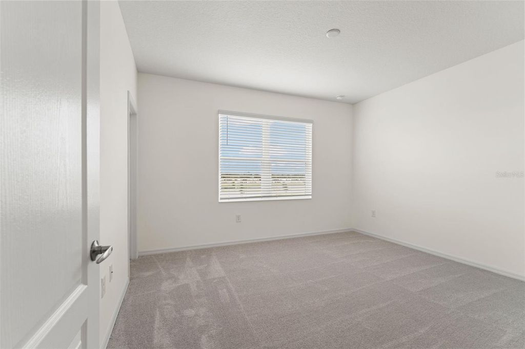 Image 37 of property listing at 2272 WASHINGTON PALM COURT, Bradenton, FL 34212