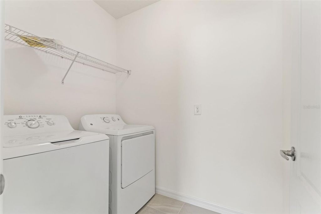 Image 49 of property listing at 2272 WASHINGTON PALM COURT, Bradenton, FL 34212