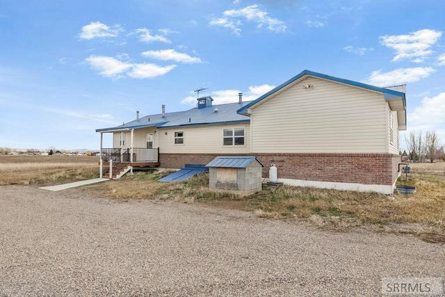 165 N 900 W, Moreland, ID 83221