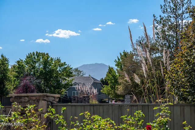 9695 N Legacy Court, Reno, NV 89521
