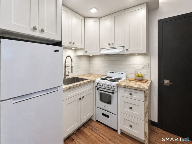 1 Arch Street 3, Norwalk, CT 06850