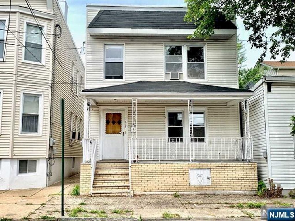 618 Jersey Street 1, Harrison, NJ 07029
