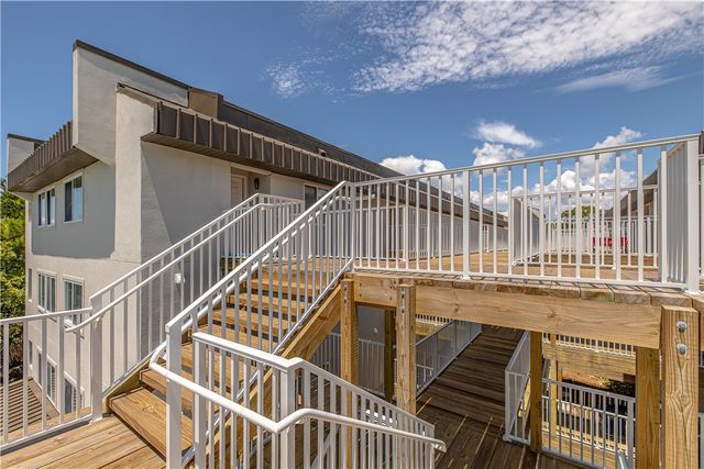 1524 Wood Ave 215, St Simons Island, GA 31522