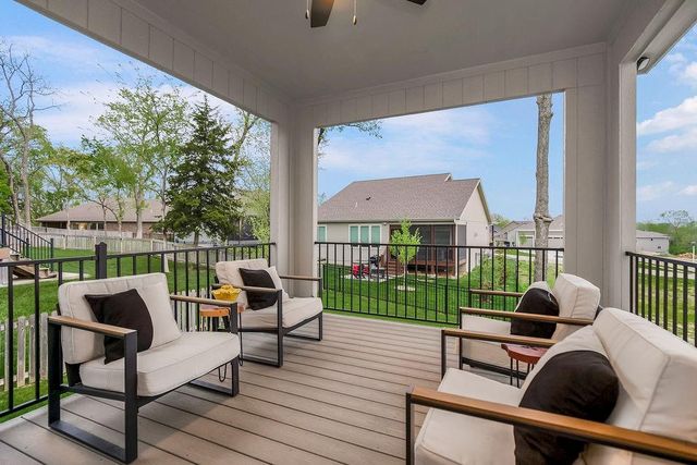 12565 S Meadow View Street, Olathe, KS 66061