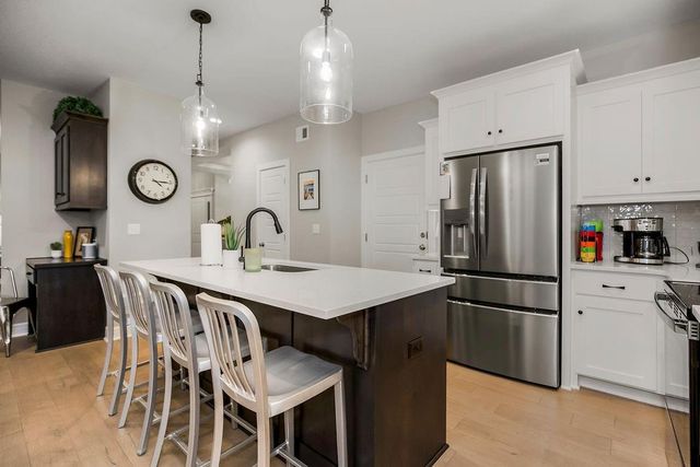 12565 S Meadow View Street, Olathe, KS 66061