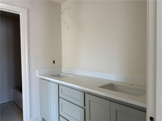 21710 W 80th Terrace, Shawnee, KS 66220