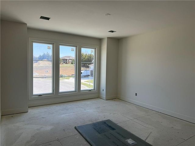 21710 W 80th Terrace, Shawnee, KS 66220