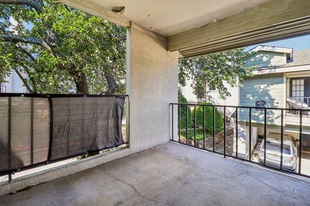 9607 Walnut Street 11107, Dallas, TX 75243