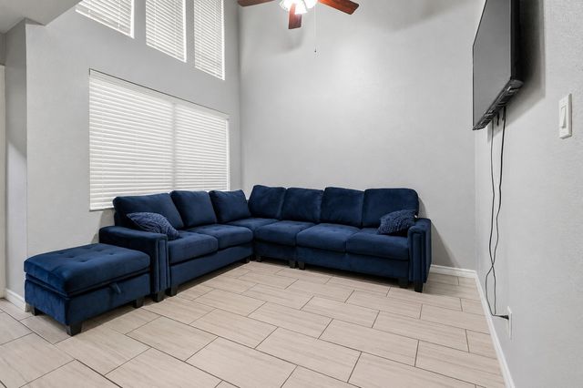 9607 Walnut Street 11107, Dallas, TX 75243