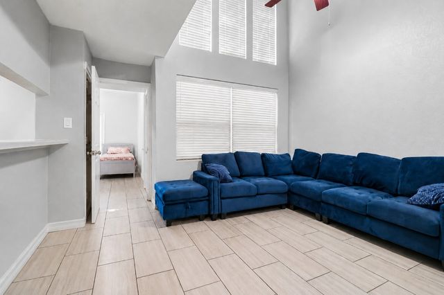 9607 Walnut Street 11107, Dallas, TX 75243
