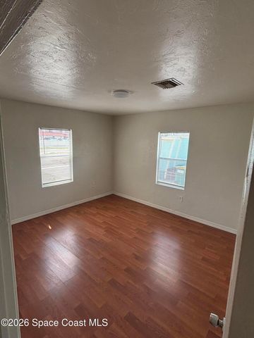 1320 S Atlantic Avenue, Cocoa Beach, FL 32931