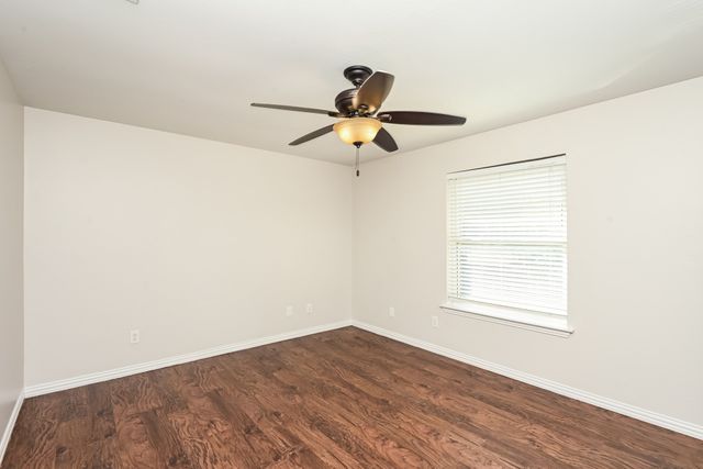2057 Spinnaker Lane, Azle, TX 76020