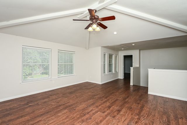 2057 Spinnaker Lane, Azle, TX 76020