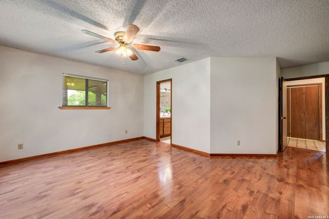 365 BUFFALO SPRINGS RD, New Braunfels, TX 78132