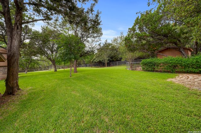 365 BUFFALO SPRINGS RD, New Braunfels, TX 78132