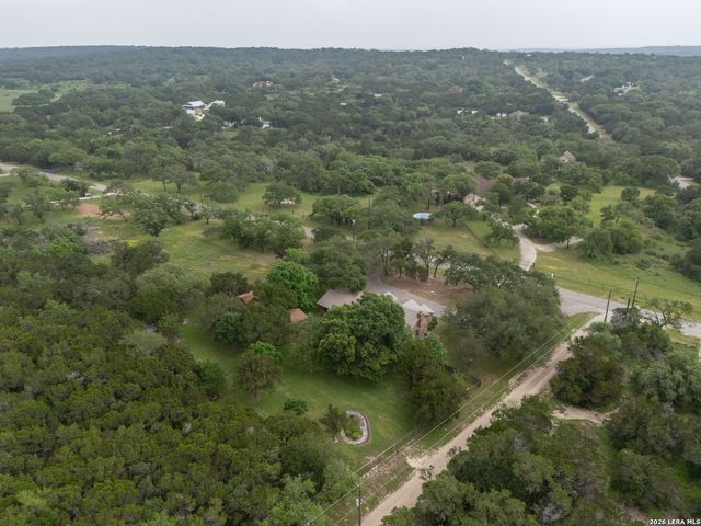 365 BUFFALO SPRINGS RD, New Braunfels, TX 78132