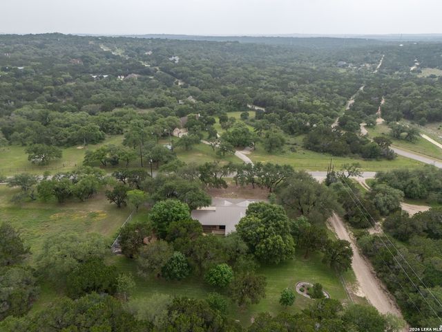 365 BUFFALO SPRINGS RD, New Braunfels, TX 78132