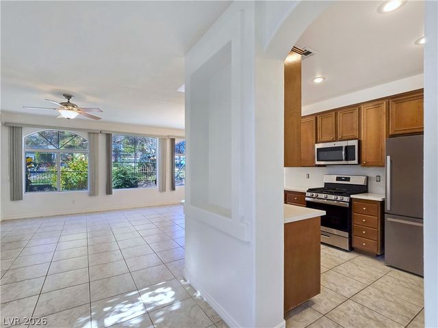 985 Prestwick Street, Las Vegas, NV 89145