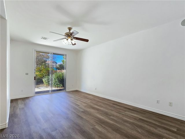 985 Prestwick Street, Las Vegas, NV 89145