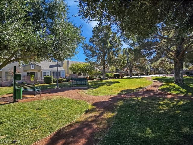 985 Prestwick Street, Las Vegas, NV 89145