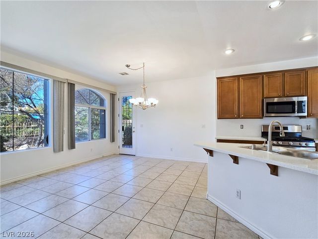 985 Prestwick Street, Las Vegas, NV 89145