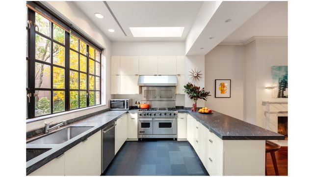 48 JANE Street, New York City, NY 10014