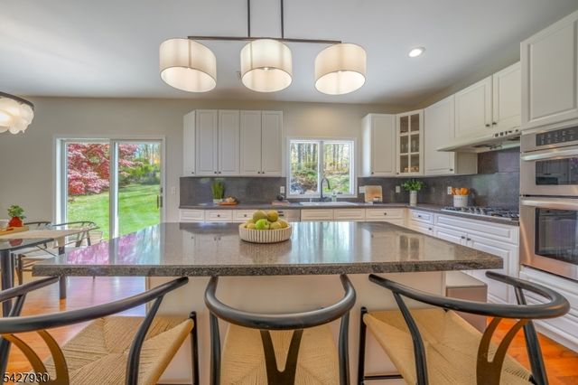 34 Arnold Dr, Randolph Twp., NJ 07869