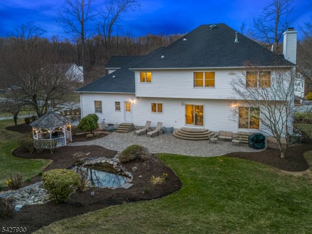 34 Arnold Dr, Randolph Twp., NJ 07869