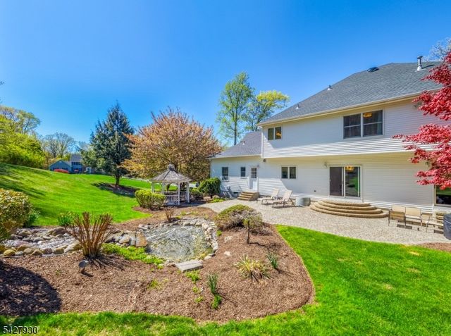 34 Arnold Dr, Randolph Twp., NJ 07869