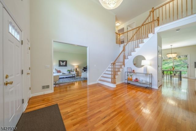 34 Arnold Dr, Randolph Twp., NJ 07869