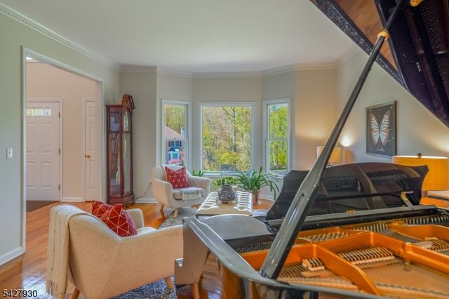 34 Arnold Dr, Randolph Twp., NJ 07869