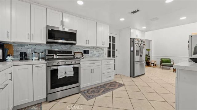 28140 Tambora Drive, Canyon Country, CA 91351