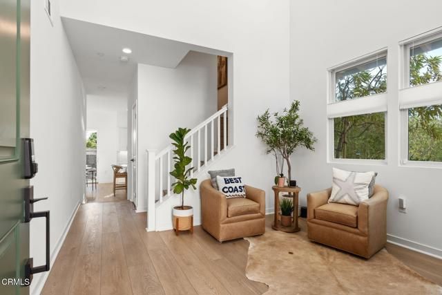 1578 E Thompson Boulevard, Ventura, CA 93001