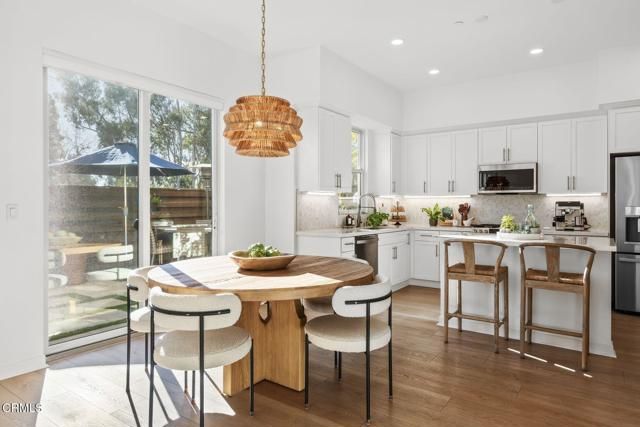 1578 E Thompson Boulevard, Ventura, CA 93001