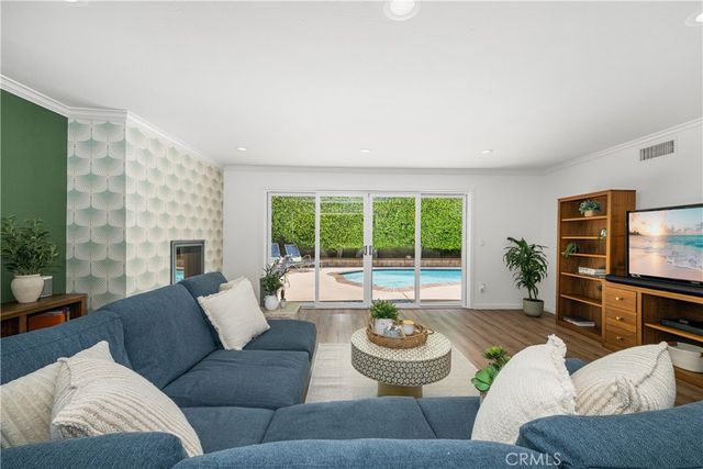 7925 E Ring Street, Long Beach, CA 90808