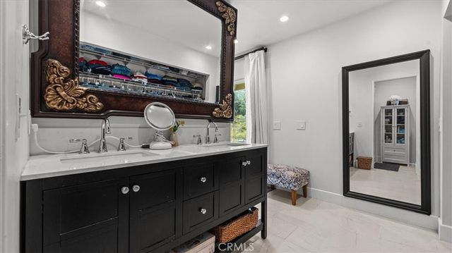 452 Chaparral Drive, Claremont, CA 91711