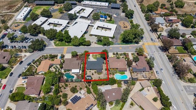 452 Chaparral Drive, Claremont, CA 91711
