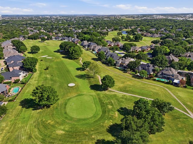 902 Riviera Drive, Mansfield, TX 76063