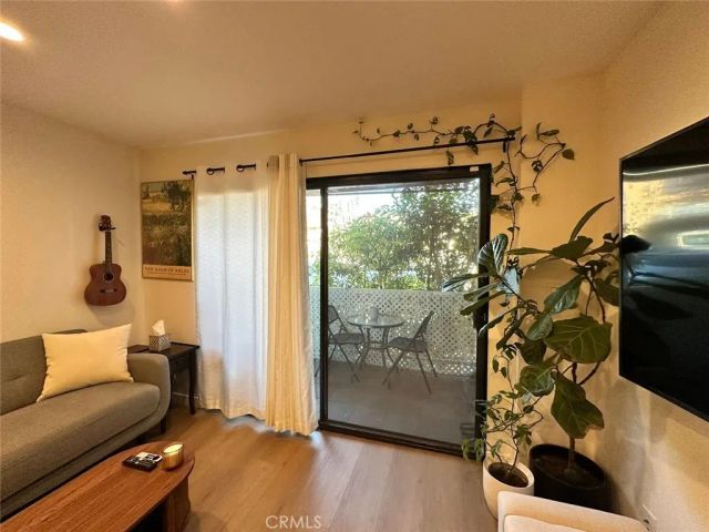 10149 Commerce Avenue, Tujunga, CA 91042