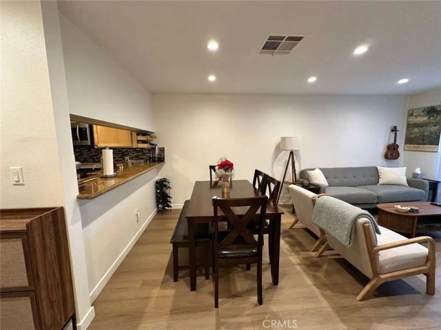 10149 Commerce Avenue, Tujunga, CA 91042