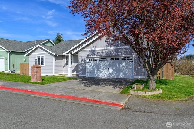 910 NE Cordero Place, Oak Harbor, WA 98277