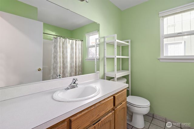 910 NE Cordero Place, Oak Harbor, WA 98277