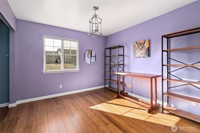 910 NE Cordero Place, Oak Harbor, WA 98277