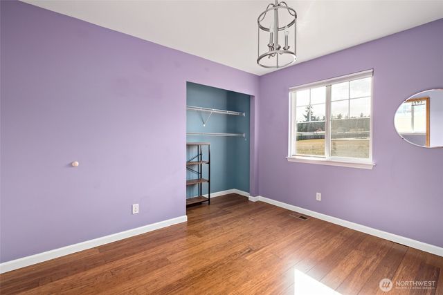 910 NE Cordero Place, Oak Harbor, WA 98277