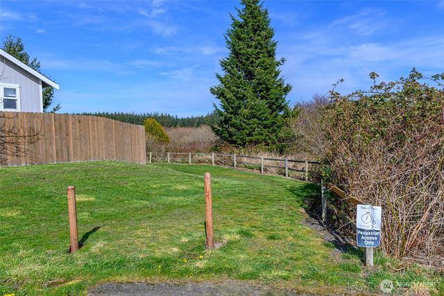 910 NE Cordero Place, Oak Harbor, WA 98277