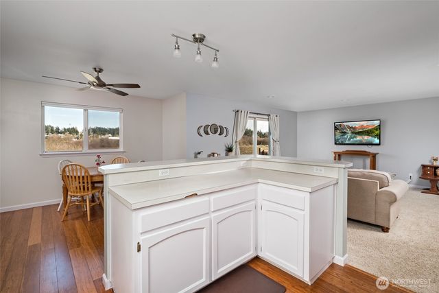 910 NE Cordero Place, Oak Harbor, WA 98277