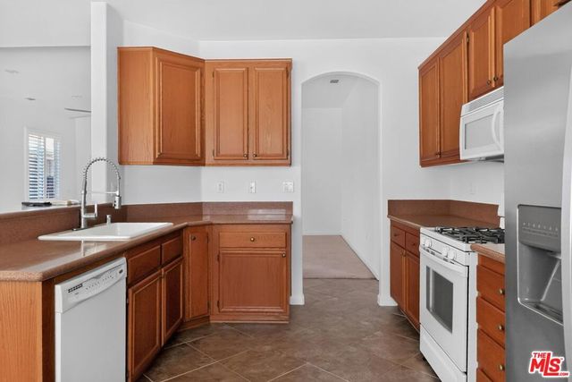8240 Campbell Court, Hemet, CA 92545