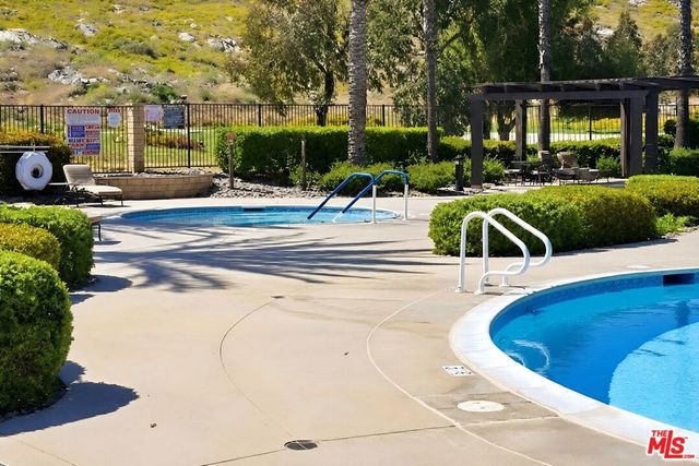8240 Campbell Court, Hemet, CA 92545